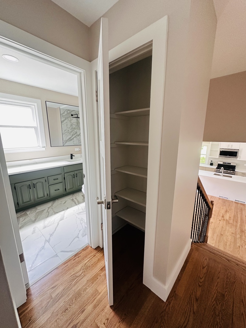 26W447 Harrison Street Wheaton, IL 60187 - Photo 13 of 47
