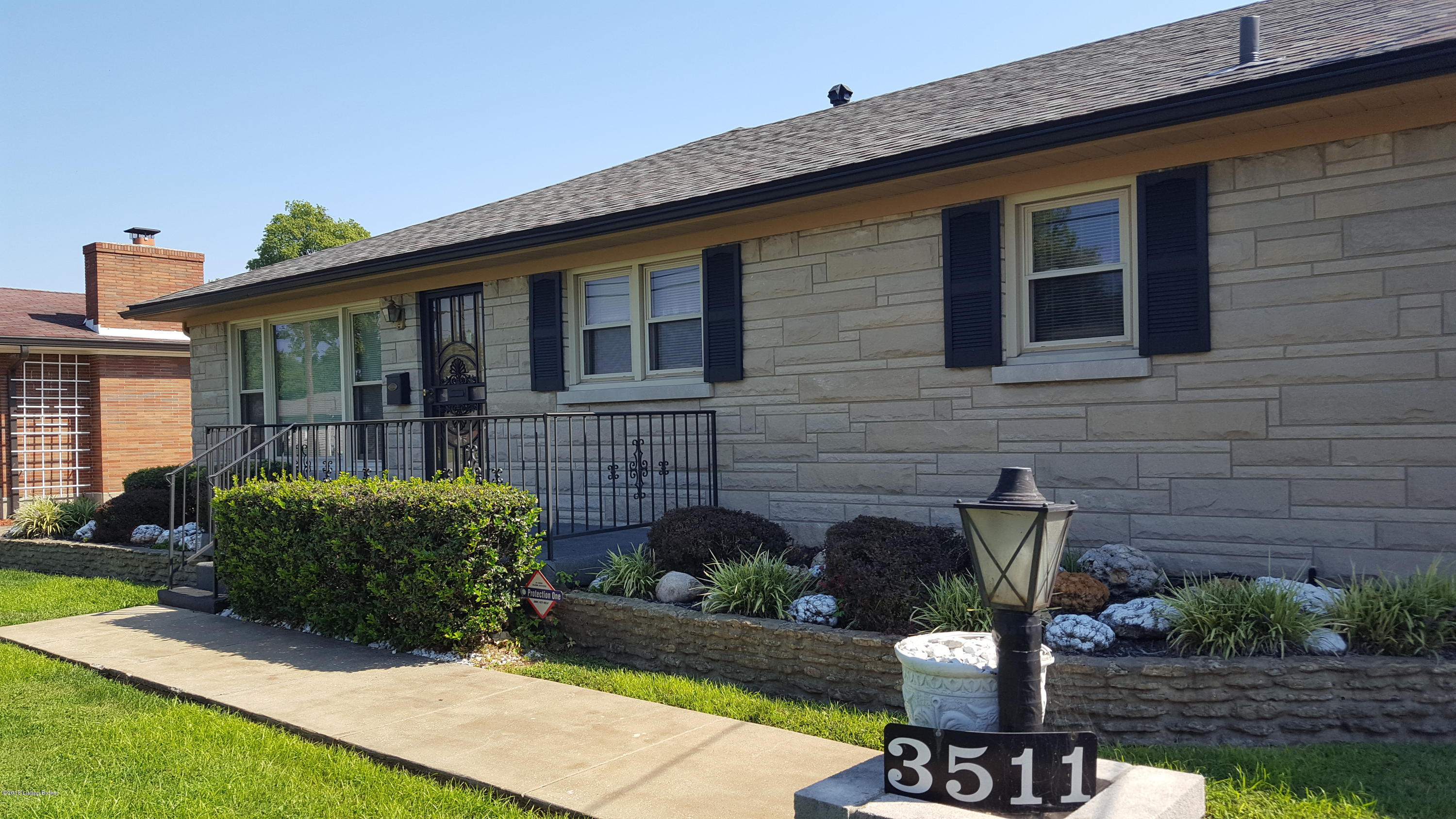 3511 Janell Road Louisville, KY 40216 - Photo 1 of 4 Front Janell