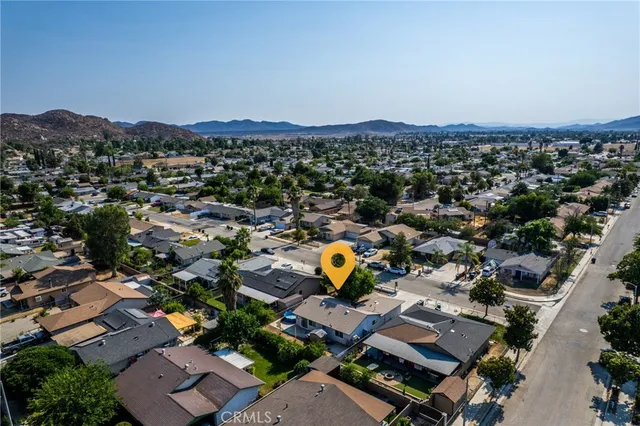 $2,600 | 910 Marlyce Lane, Hemet, CA 92543