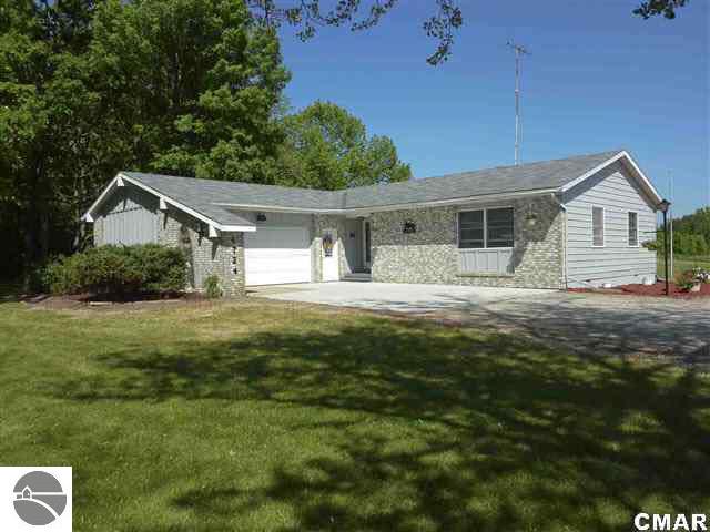 4724 North Leaton Road Mount Pleasant, MI 48858 - Photo 1 of 24 1744063.JPG
