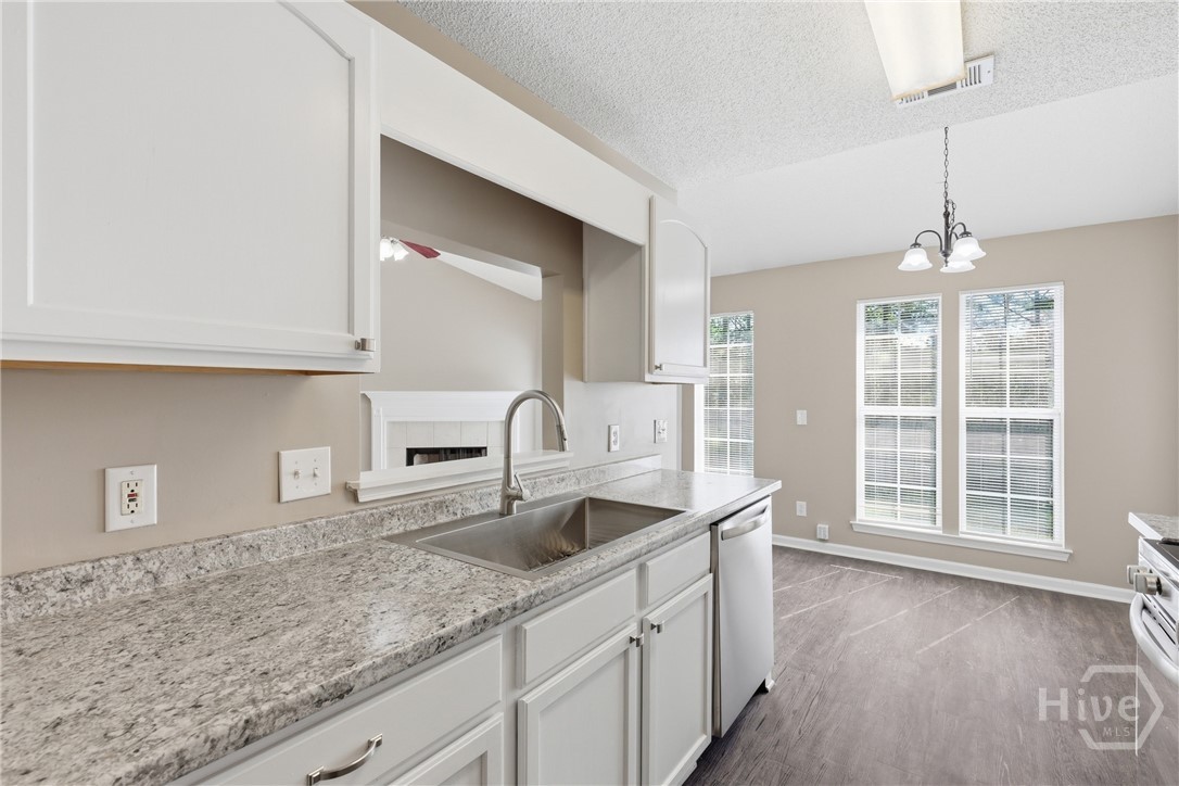 148 Silverton Road Pooler, GA 31322 - Photo 11 of 40