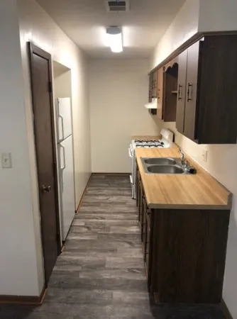$775 | 1320 East 38th Street, Unit 4, Davenport, IA 52807