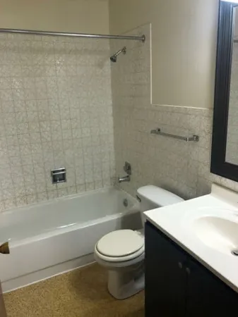 $775 | 1320 East 38th Street, Unit 4, Davenport, IA 52807