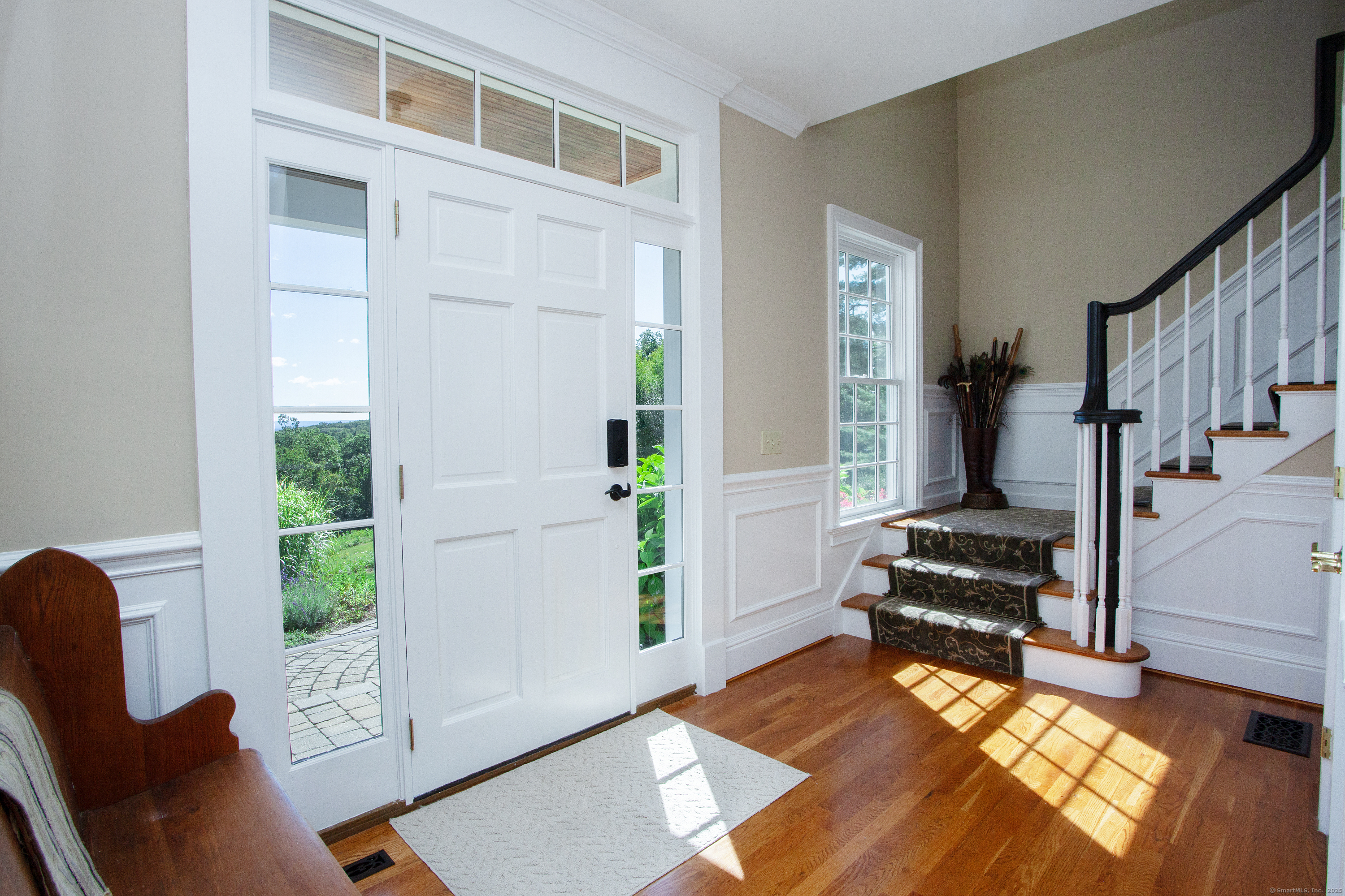 15 Old Orchard Road Granby, CT 06090 - Photo 4 of 32 Two storey foyer and main staircase.