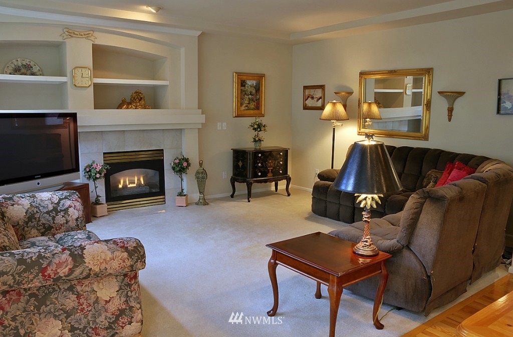 18563 173rd Way Southeast Renton, WA 98058 - Photo 9 of 22