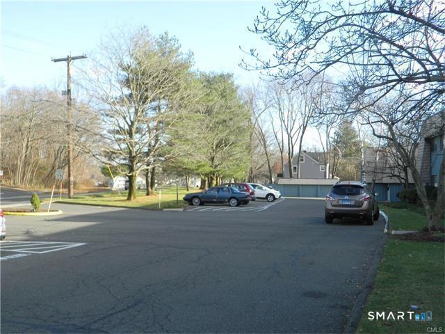 1201 Stratfield Road, Unit 1201 Fairfield, CT 06825 - Photo 14 of 15