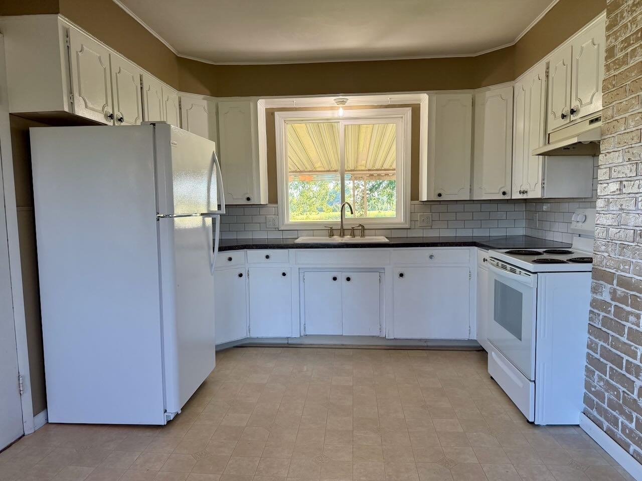 5577 Peet Road Chesaning, MI 48616 - Photo 27 of 42