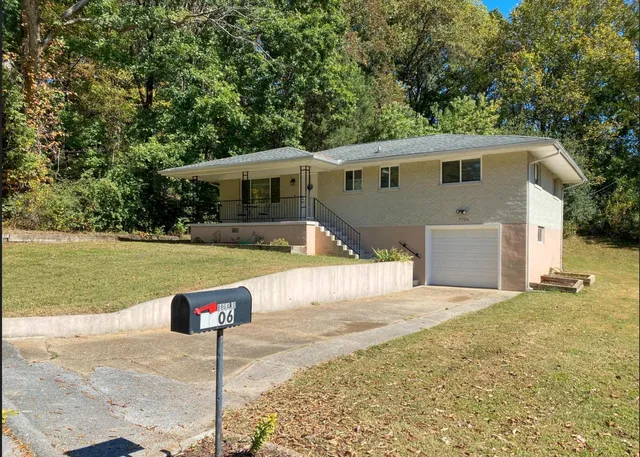 $1,825 | 7706 Vista Hills Drive, Chattanooga, TN 37416