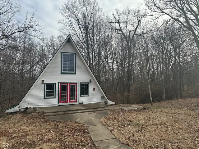 $225,000 | 10175 South County Road 525 West, Reelsville, IN 46171