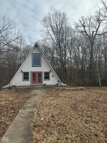 $225,000 | 10175 South County Road 525 West, Reelsville, IN 46171