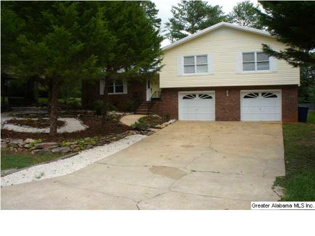 1305 Cape Road Anniston, AL 36207 - Photo 1 of 23