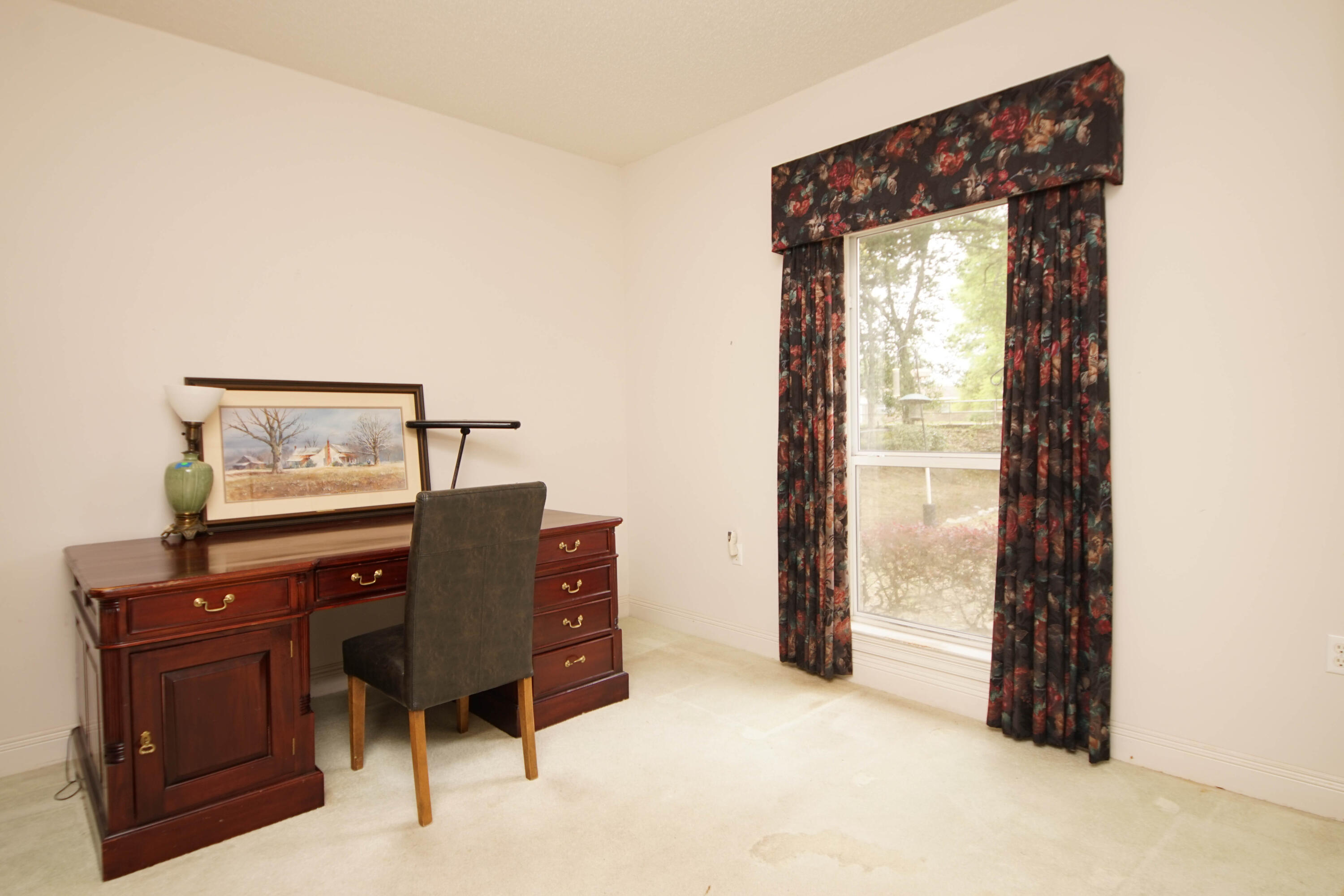 600 Northwest Mooney Road Fort Walton Beach, FL 32547 - Photo 27 of 35 a view of workspace with furniture and window