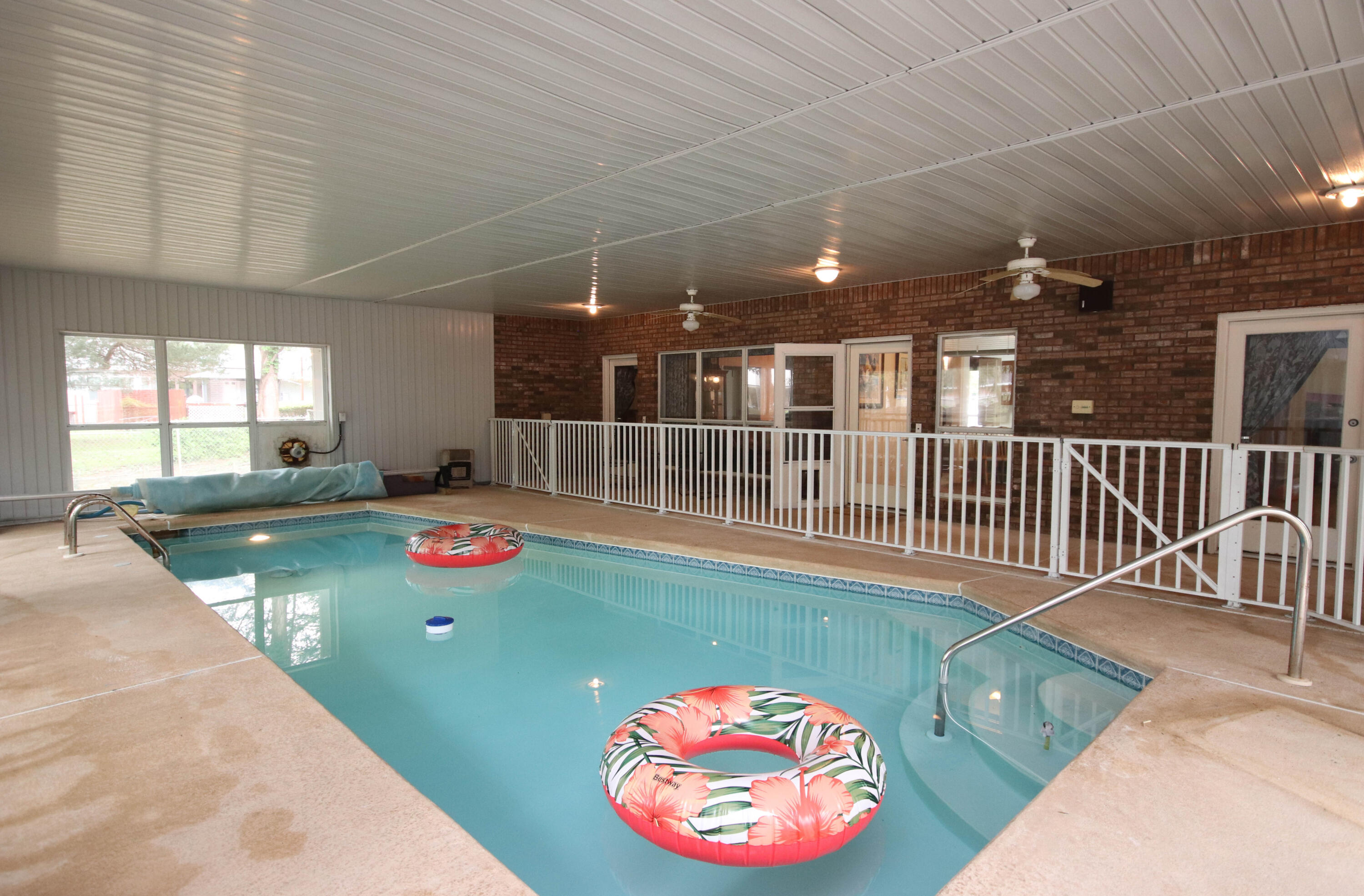 600 Northwest Mooney Road Fort Walton Beach, FL 32547 - Photo 6 of 35 an outdoor space with furniture