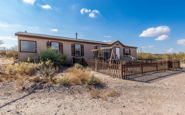 $224,900 | 1880 East Hootin Holler Trail, Huachuca City, AZ 85616