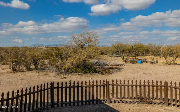 $209,900 | 1880 East Hootin Holler Trail, Huachuca City, AZ 85616