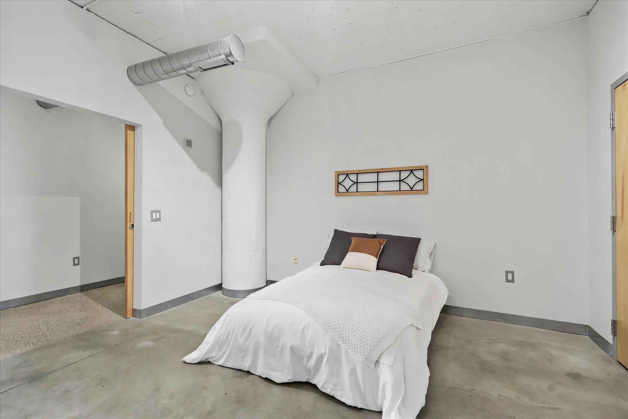 2929 Chicago Avenue, Unit 1002 Minneapolis, MN 55407 - Photo 22 of 59
