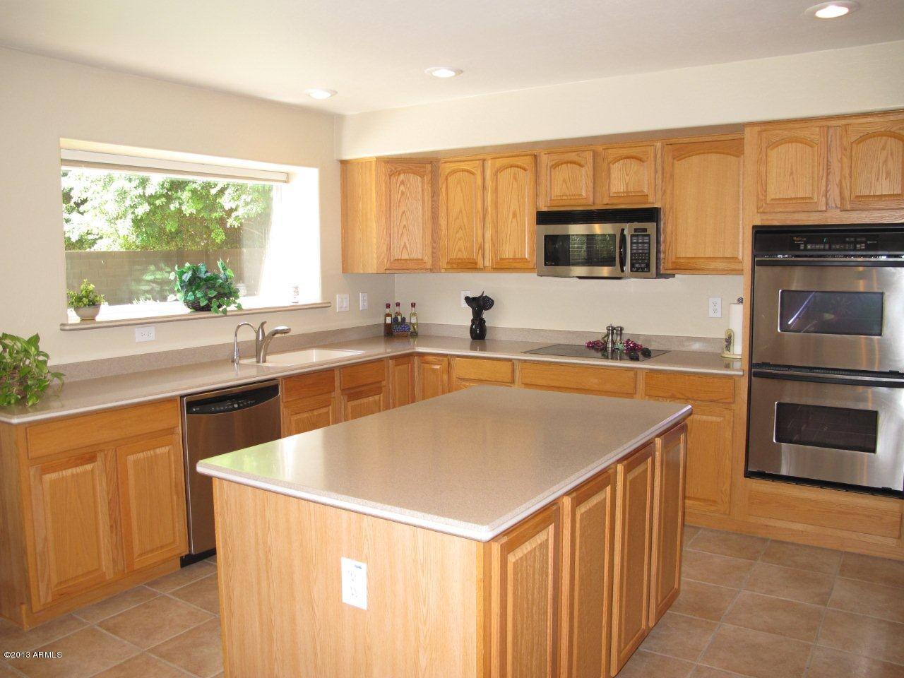 263 East Bridle Way Gilbert, AZ 85295 - Photo 11 of 43 KIT3