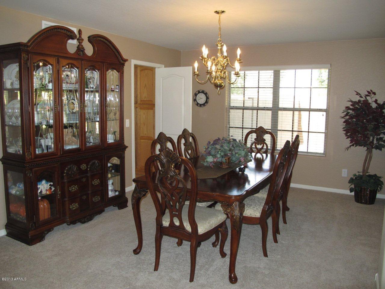 263 East Bridle Way Gilbert, AZ 85295 - Photo 9 of 43 DINE1