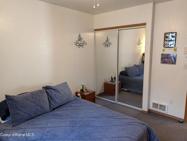 $575,000 | 901-903 Hickory Glen Avenue, Sandpoint, ID 83864