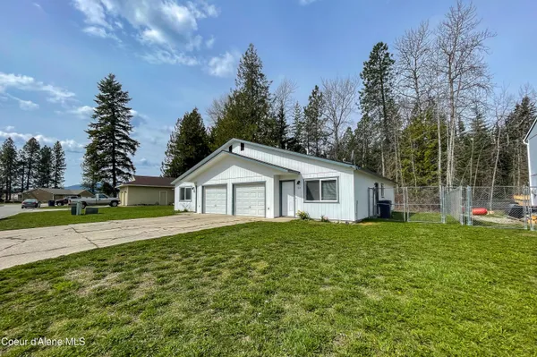 $575,000 | 901-903 Hickory Glen Avenue, Sandpoint, ID 83864