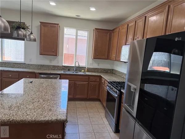 $3,750 | 29204 Gateway Drive, Lake Elsinore, CA 92530
