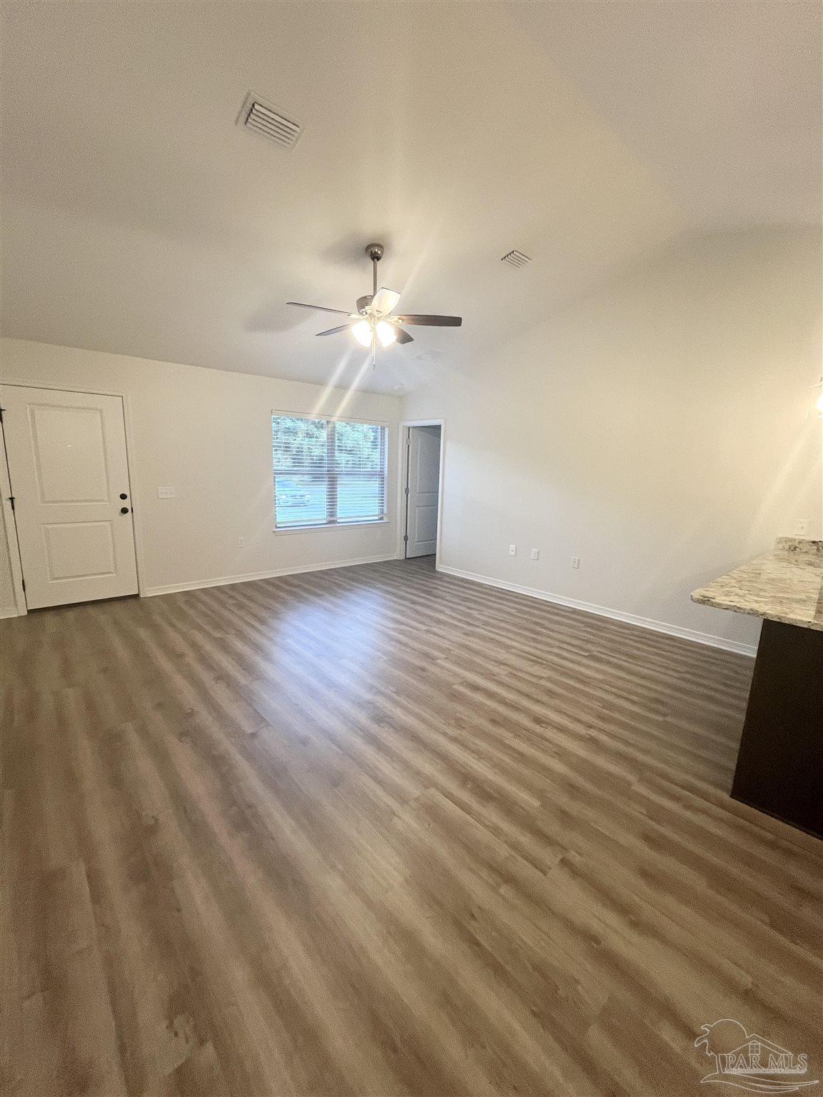 5341 Delona Road Milton, FL 32583 - Photo 6 of 27 Gallery Image 6