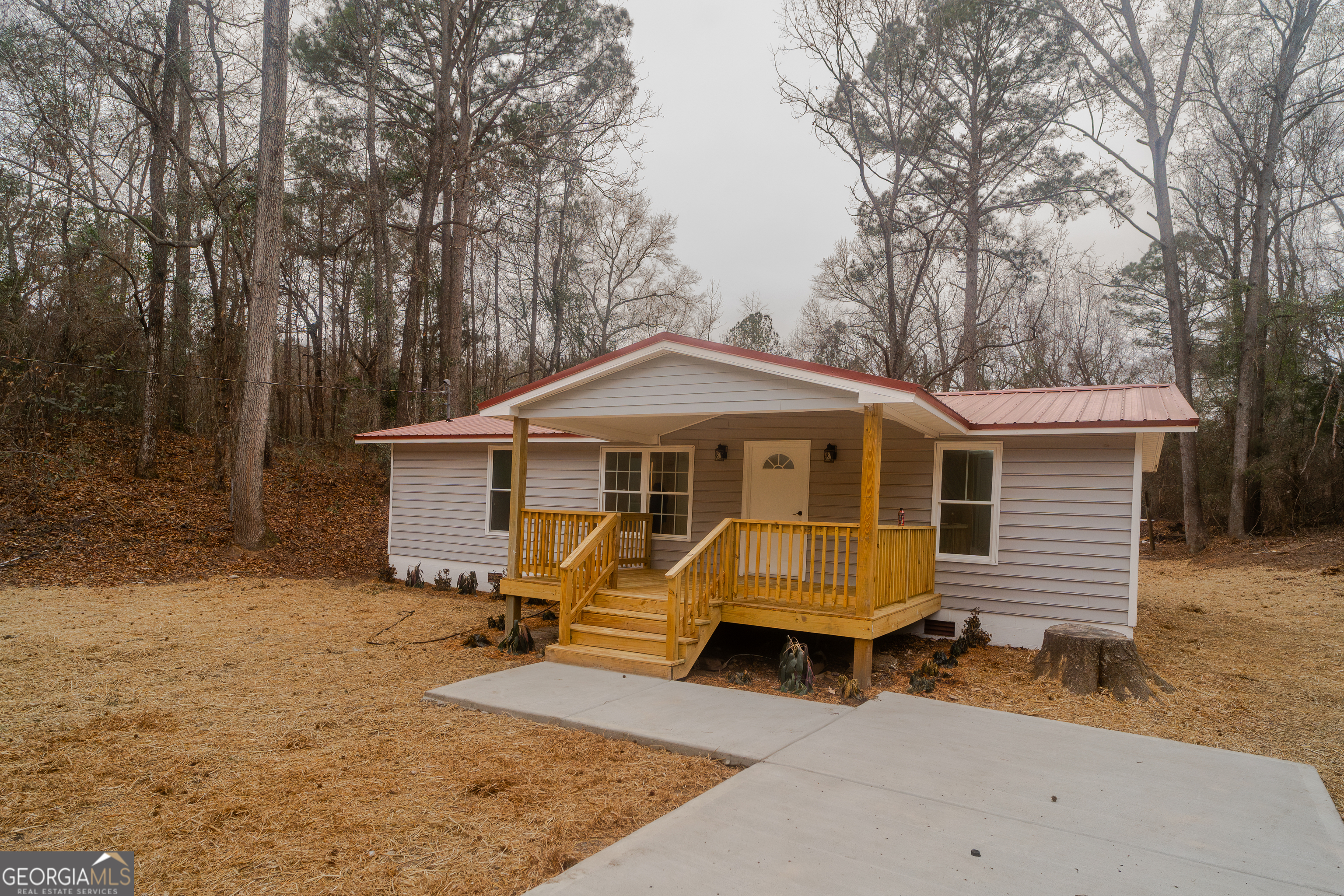 109 Calvin Court Warner Robins, GA 31093 - Photo 2 of 25