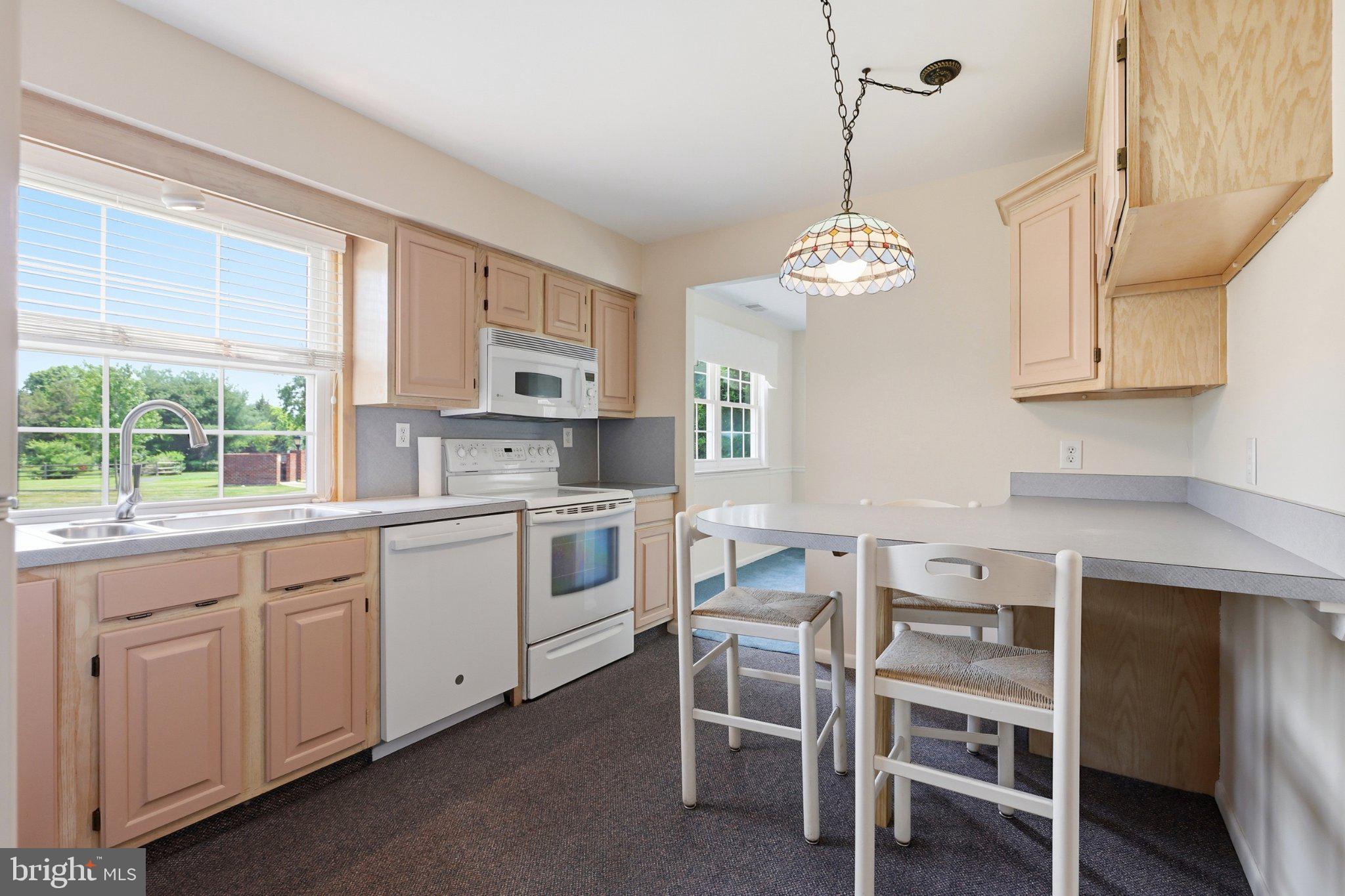 1725 Rosedale Court Lansdale, PA 19446 - Photo 9 of 25