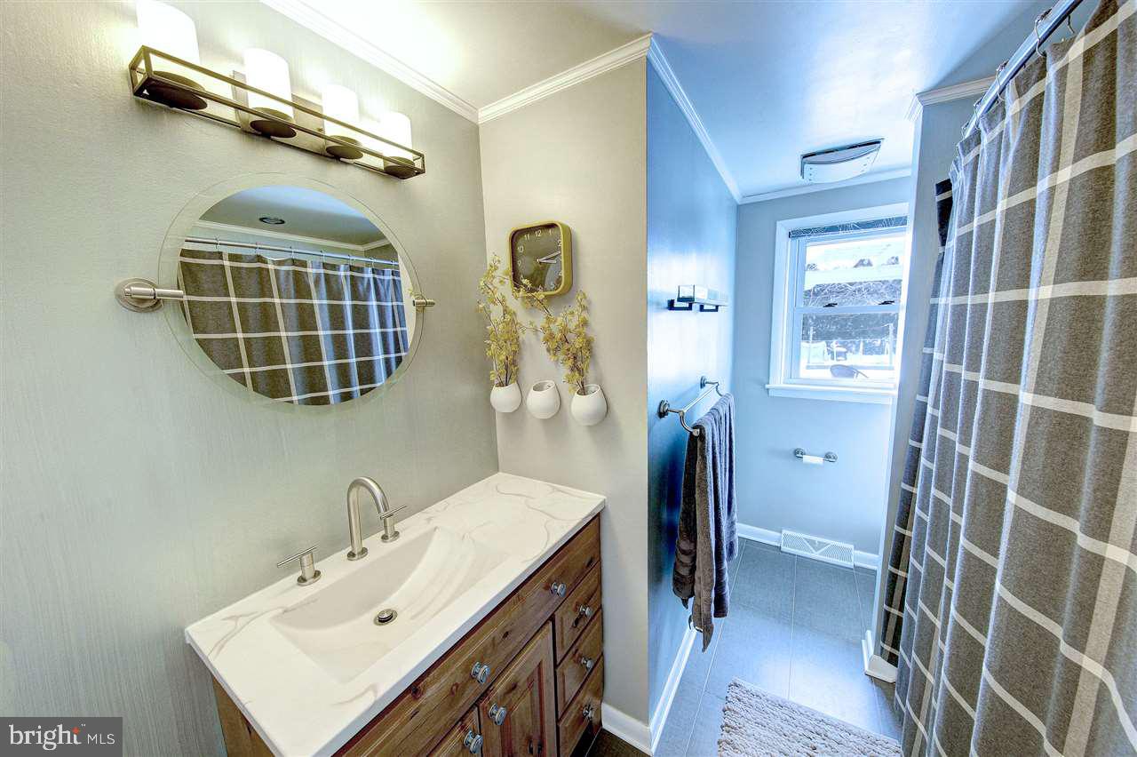 1018 High Street Hanover, PA 17331 - Photo 16 of 26 Gallery Image 16