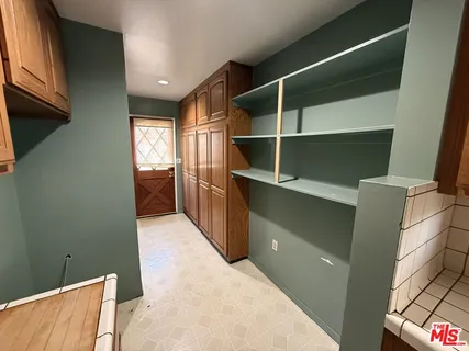 a view of walk in closet