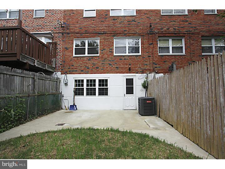 12404 Sweet Briar Road Philadelphia, PA 19154 - Photo 20 of 25 Exterior Back