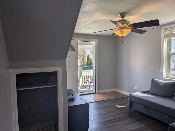 $150,000 | 909 East Smithfield Street, McKeesport, PA 15135