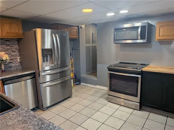 $150,000 | 909 East Smithfield Street, McKeesport, PA 15135