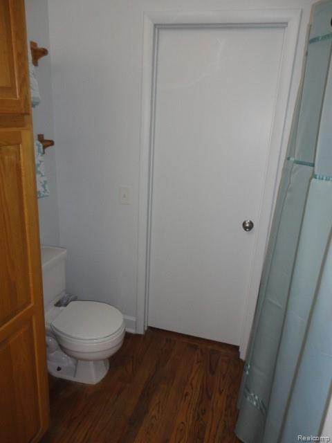 24111 Meridian Road, Unit 21 Grosse Ile, MI 48138 - Photo 17 of 18 DSC02980.JPG