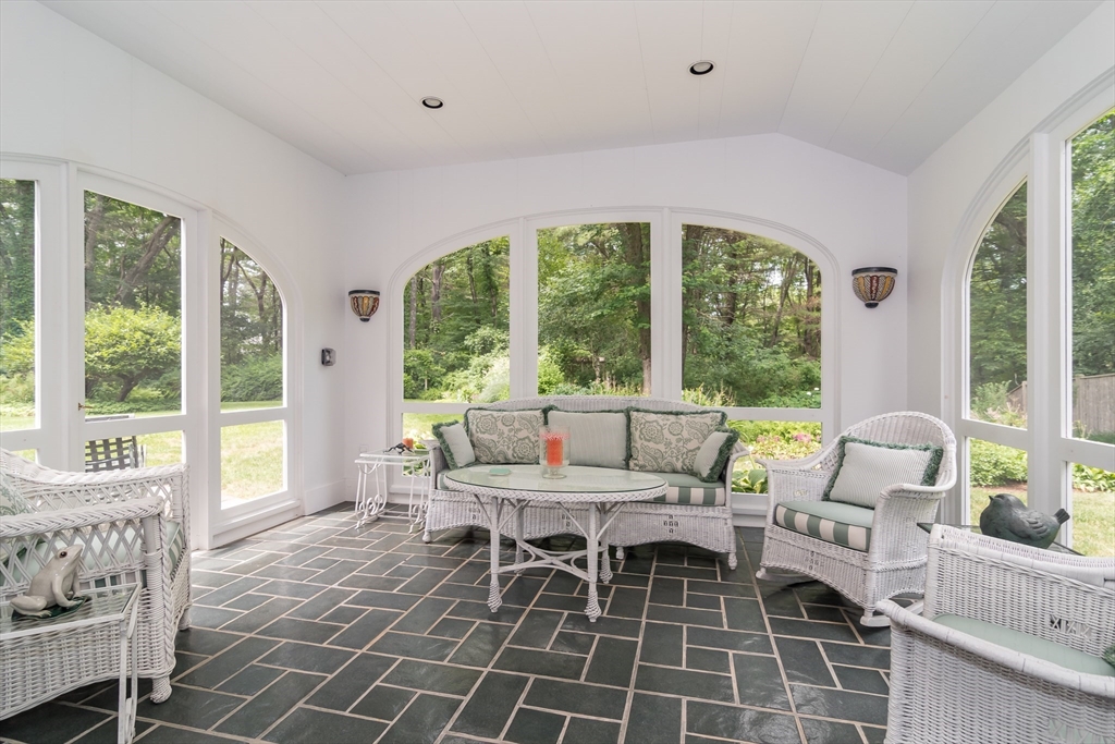 182 Dedham Street Dover, MA 02030 - Photo 12 of 20