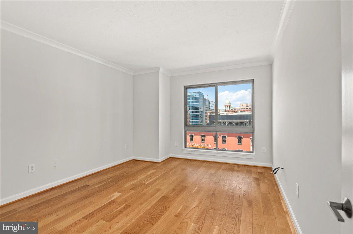 777 7th Street Northwest, Unit 630 Washington, DC 20001 - Photo 23 of 85 Bedroom accommodates Large Bed and Furniture