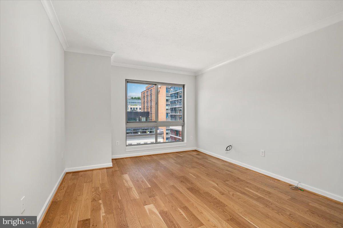 777 7th Street Northwest, Unit 630 Washington, DC 20001 - Photo 27 of 85 Bedroom features 3/4 Window