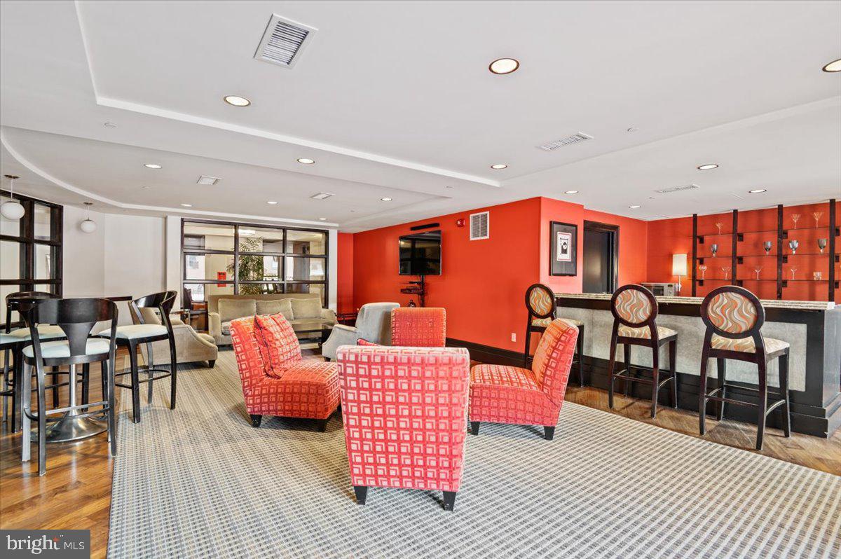 777 7th Street Northwest, Unit 630 Washington, DC 20001 - Photo 35 of 85