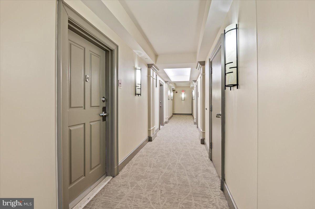 777 7th Street Northwest, Unit 630 Washington, DC 20001 - Photo 6 of 85 Pristine Residential Hallways