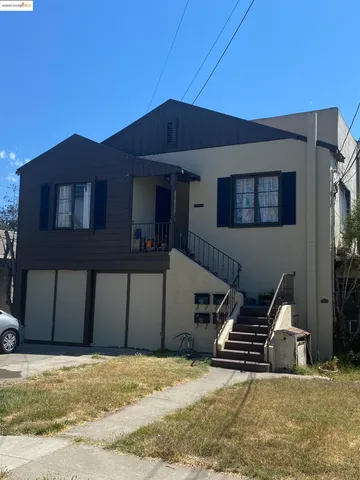 a house view with a outdoor space