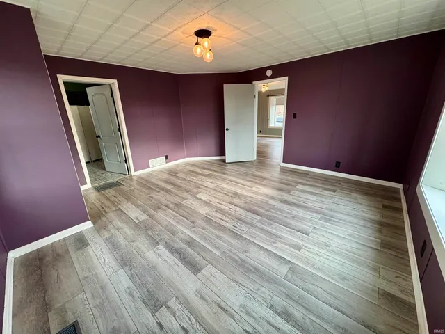 $204,900 | 108 Walnut Street, Petersburg, IN 47567