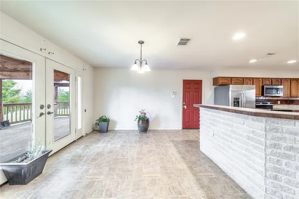 $475,000 | 143 Mach Road, Ennis, TX 75119