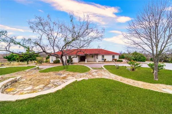 $475,000 | 143 Mach Road, Ennis, TX 75119