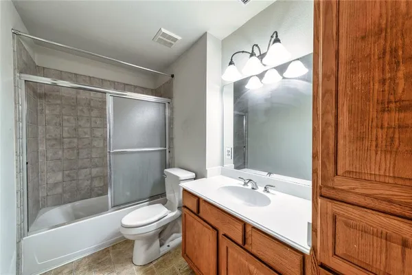 $475,000 | 143 Mach Road, Ennis, TX 75119