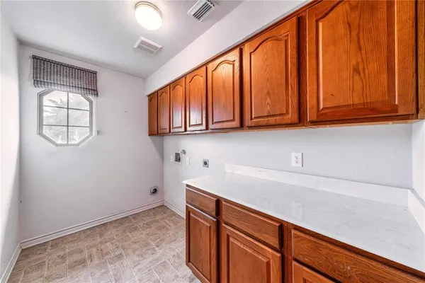 $475,000 | 143 Mach Road, Ennis, TX 75119