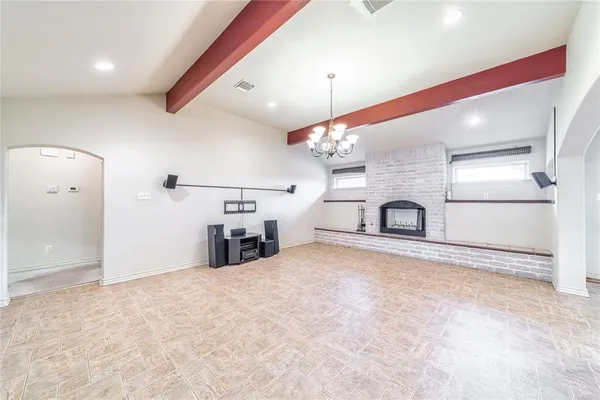$475,000 | 143 Mach Road, Ennis, TX 75119