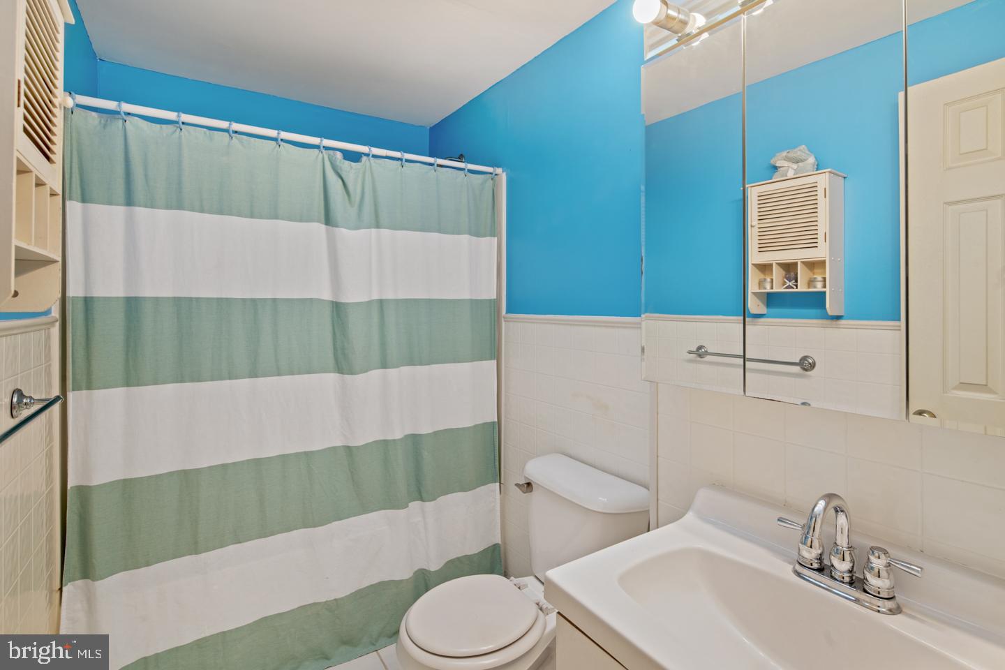 12121 Aster Road Philadelphia, PA 19154 - Photo 23 of 41