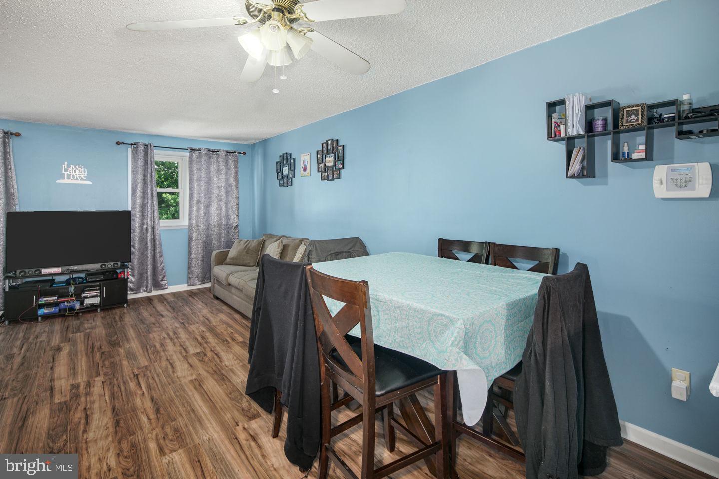 12121 Aster Road Philadelphia, PA 19154 - Photo 9 of 41