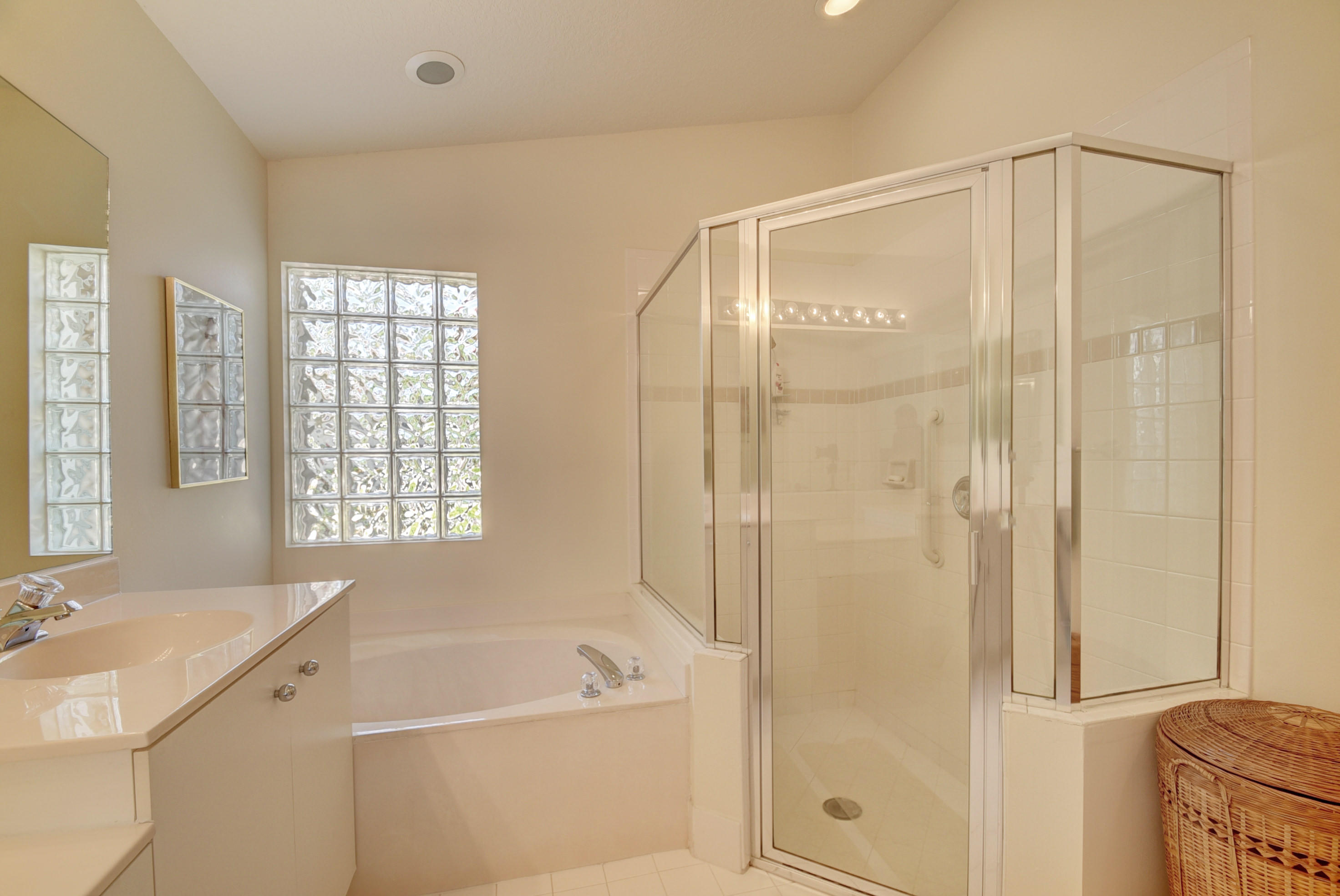7325 Chorale Road Boynton Beach, FL 33437 - Photo 18 of 83 Master Bathroom