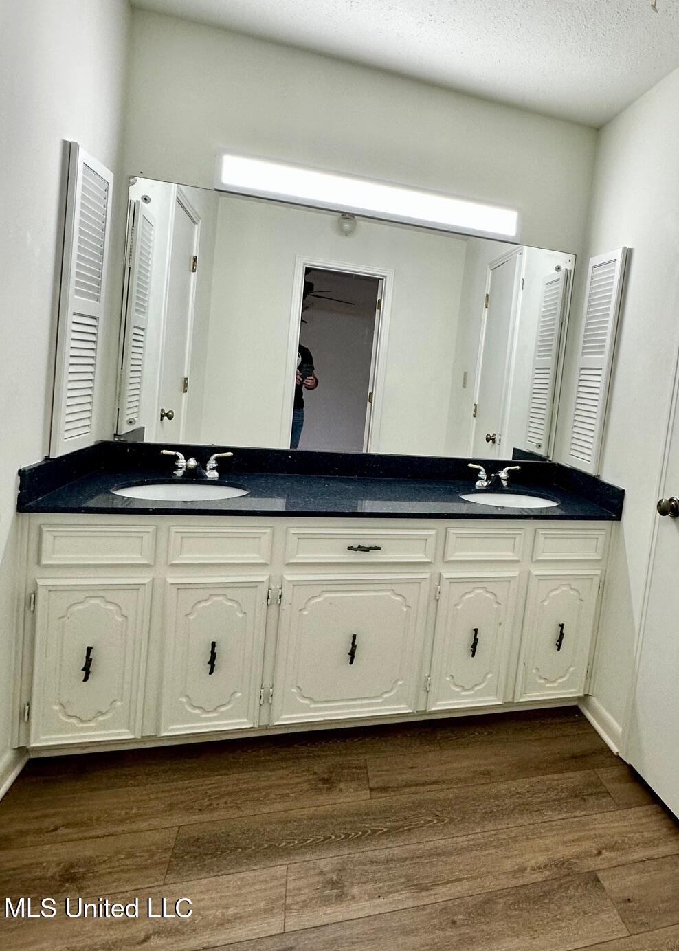 5018 Riverwood Circle Jackson, MS 39211 - Photo 20 of 60 IMG_5886